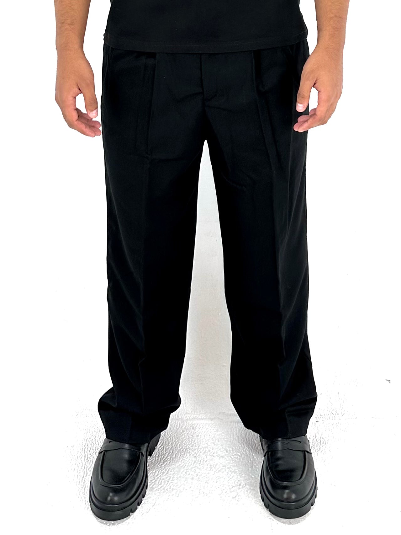 Classic Tailored Trousers – Black